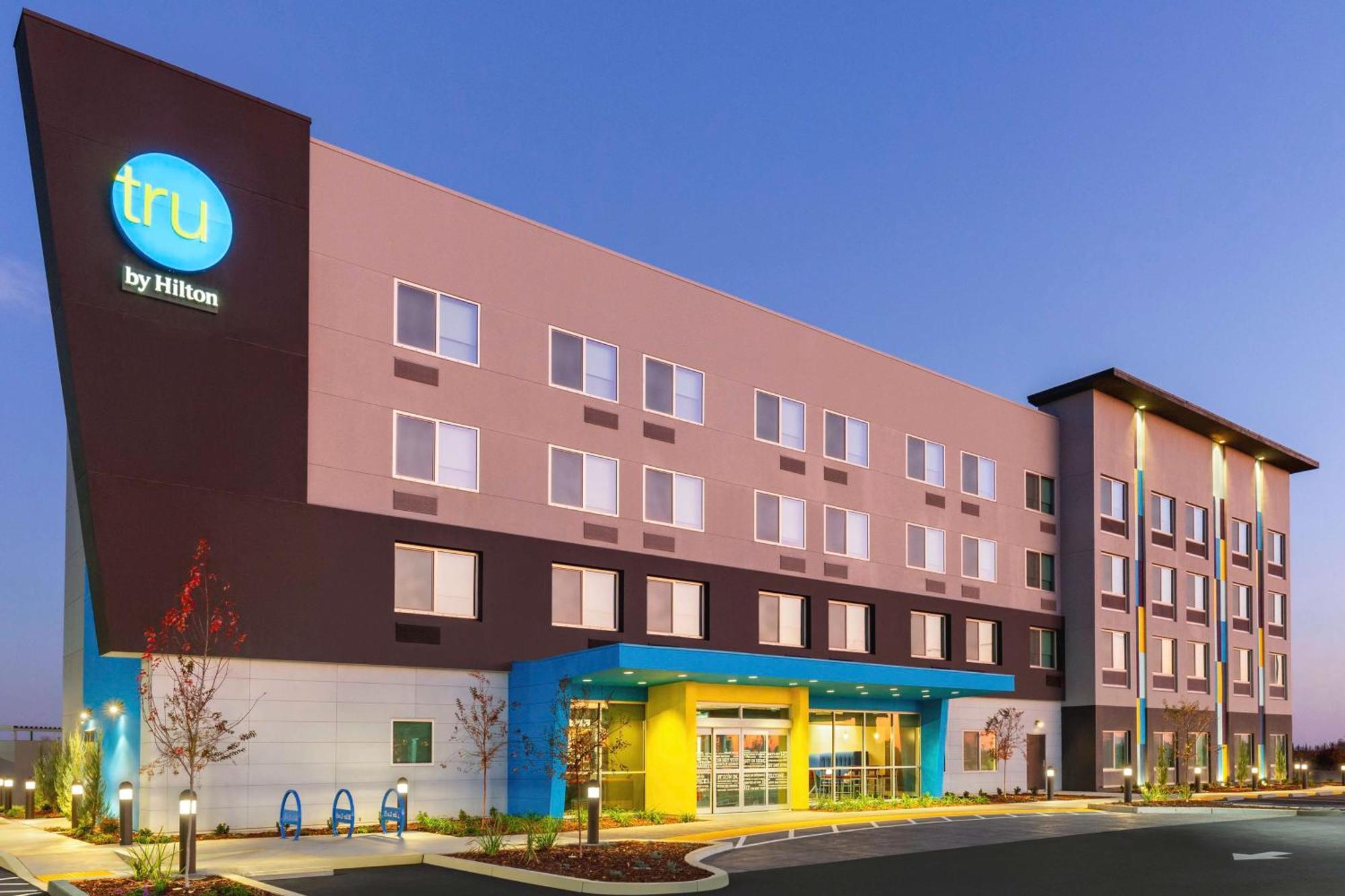 Tru By Hilton Lodi Hotel Luaran gambar